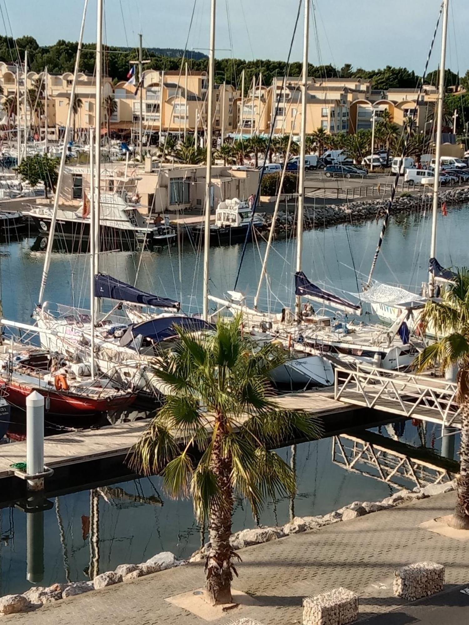 Gruissan Appartement Calme, Vue Sur Port De Plaisance -Clim, Empl.Parking Εξωτερικό φωτογραφία